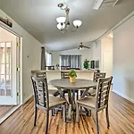 Sedona Home With View, Half-Mi To Chimney Rock!